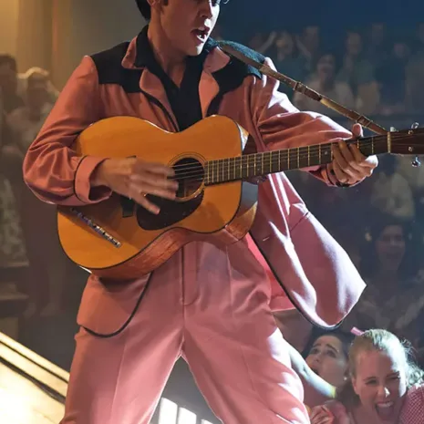 New-Movie-Elvis-Austin-Butler-Elvis-Pink-Suit.webp