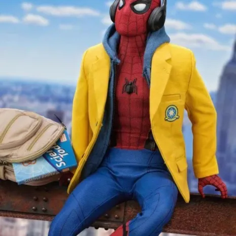 Spiderman-Homecoming-Tom-Holland-Yellow-Jacket-600x720-1.jpg
