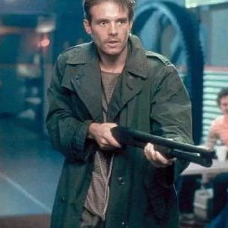 kyle-reese-terminator-coat.jpg